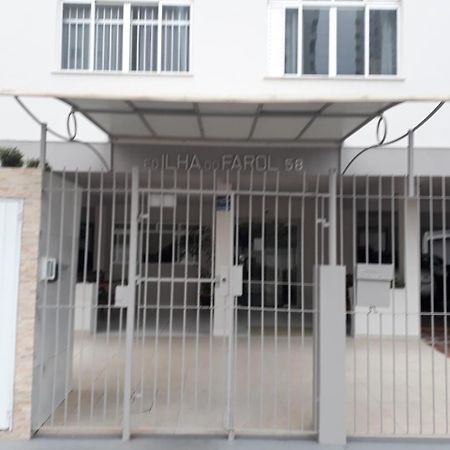 Otimo Apto. 180 Metros Da Praia Balneário Camboriú Exterior foto