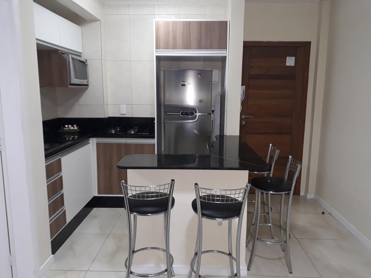 Otimo Apto. 180 Metros Da Praia Balneário Camboriú Exterior foto