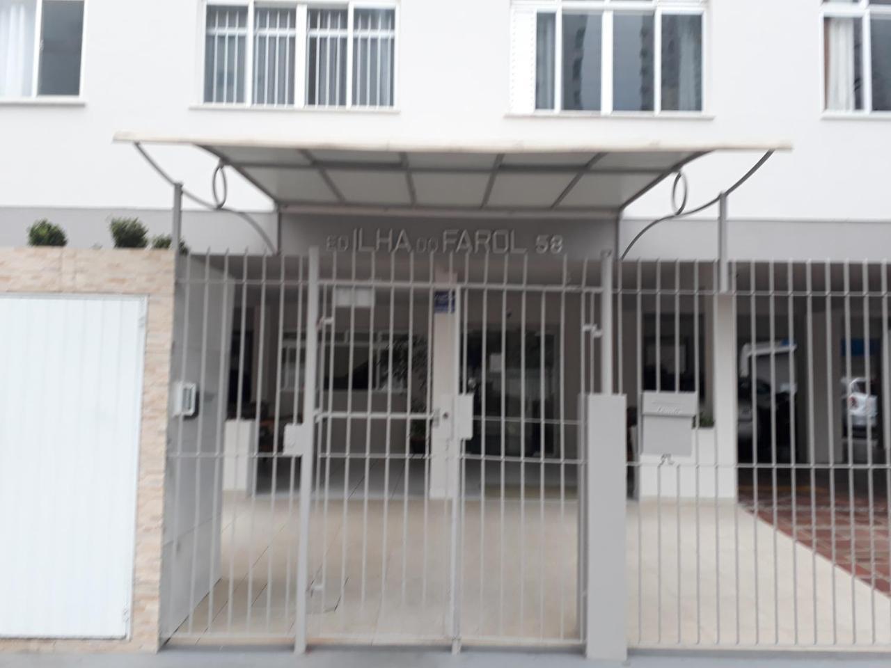 Otimo Apto. 180 Metros Da Praia Balneário Camboriú Exterior foto